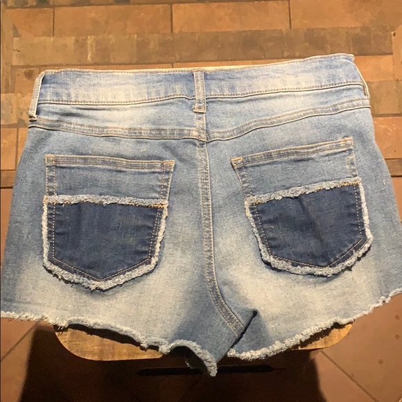 HIGH RIDE FESTIVAL SHORTS SIZE 7 - Picture 2 of 3